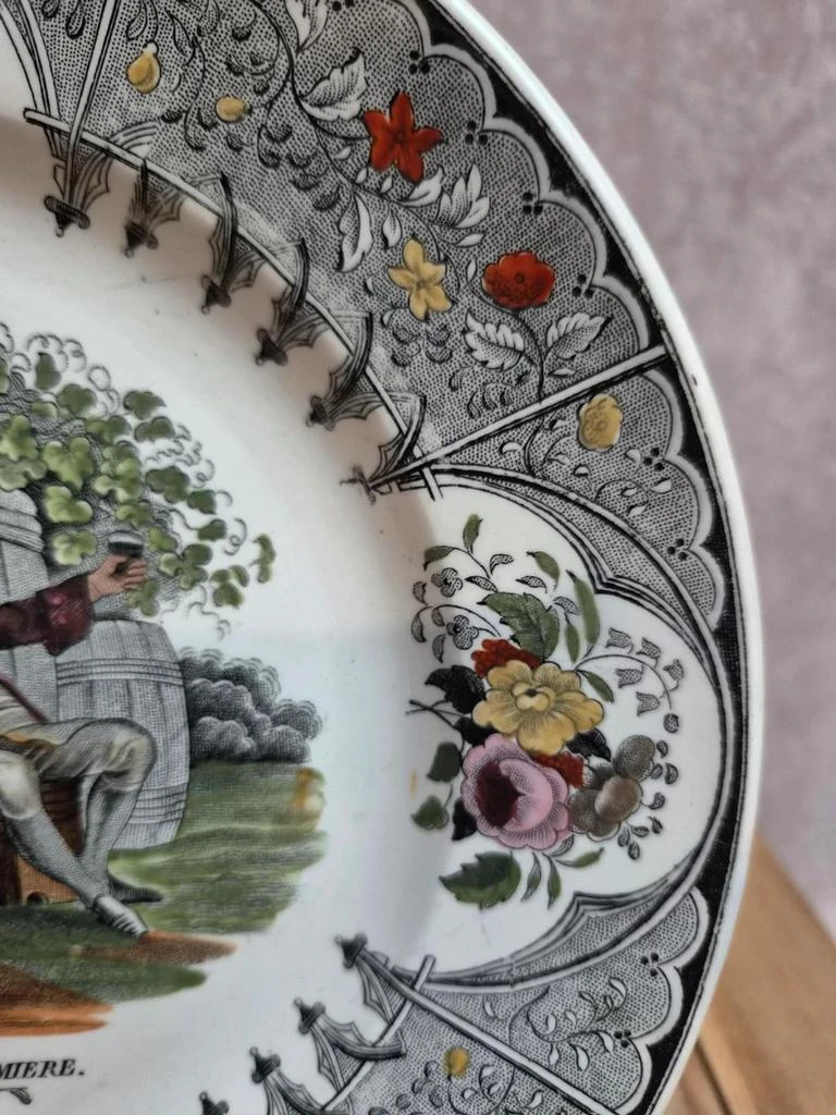 Plato parlante policromado Creil y Montereau – Lebeuf Milliet & Cie – Xixe – photo 3